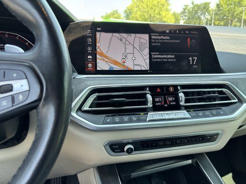 Used 2020 BMW X5 xDrive40i w/ Premium Package AWD/4WD image 18