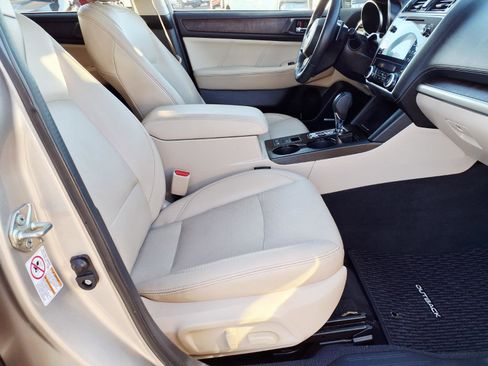 Used 2019 Subaru Outback 2.5i Limited image 11