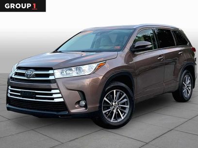 Used 2017 Toyota Highlander XLE