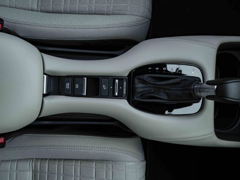 Used 2026 Honda HR-V LX image 27