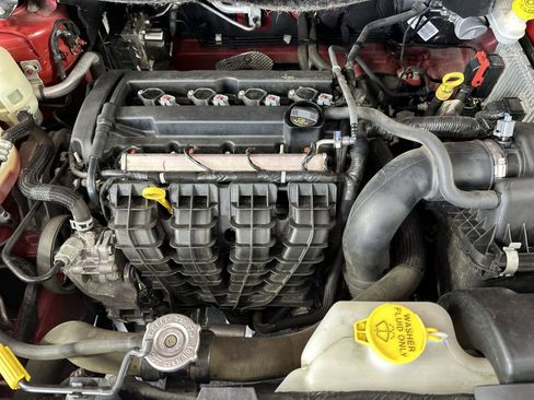 Used 2017 Dodge Journey SE image 27