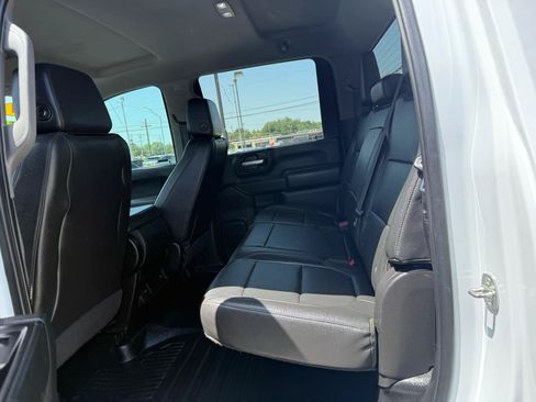 Used 2021 Chevrolet Silverado 2500 W/T w/ Gooseneck/5TH Wheel Package AWD/4WD image 12
