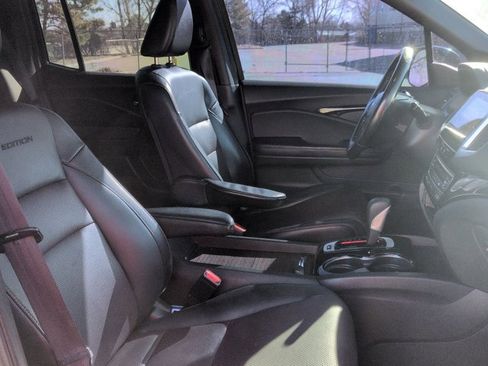 Used 2017 Honda Ridgeline Black Edition image 22