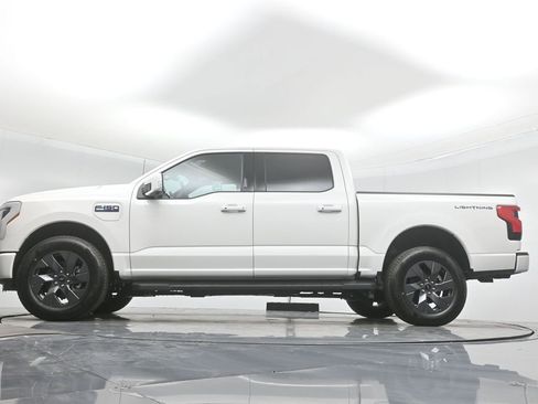New 2025 Ford F150 Lightning Lariat w/ Max Trailer Tow Package image 7