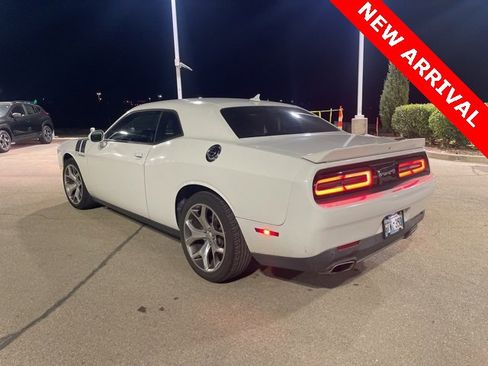 Used 2015 Dodge Challenger SXT Plus image 5