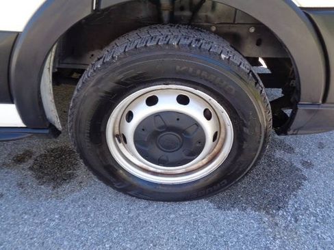 Used 2020 Ford Transit 250 Low Roof RWD image 26