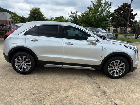 Used 2020 Cadillac XT4 Premium Luxury FWD image 5