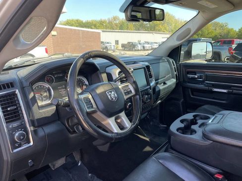 Used 2017 RAM 2500 Laramie w/ Sport Appearance Group image 20