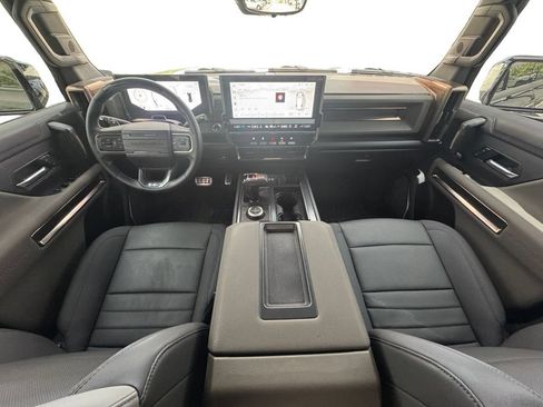 Certified 2025 GMC Hummer EV 3X w/ LPO, Sport Package AWD/4WD image 11