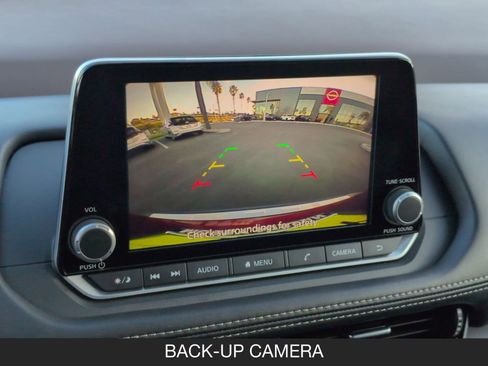 Used 2023 Nissan Rogue SV image 20