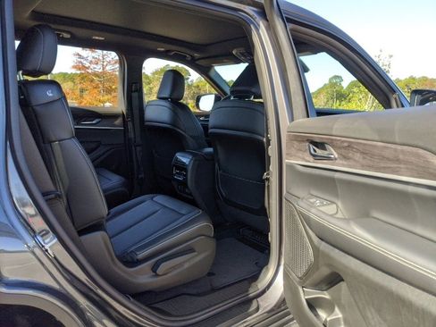 New 2025 Jeep Grand Cherokee L Limited w/ Black Appearance Package image 51