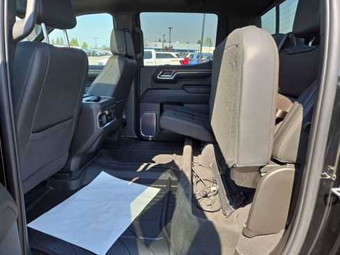 Used 2023 Chevrolet Silverado 1500 High Country w/ High Country Premium Package AWD/4WD image 33