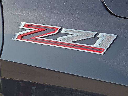 Used 2025 Chevrolet Tahoe Z71 AWD/4WD image 8