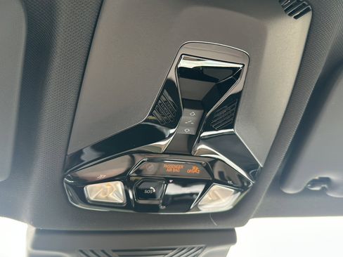 New 2025 BMW X1 xDrive28i w/ Technology Package image 27