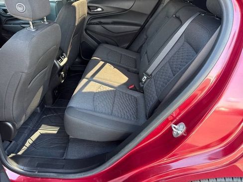 Used 2021 Chevrolet Equinox LT FWD image 11