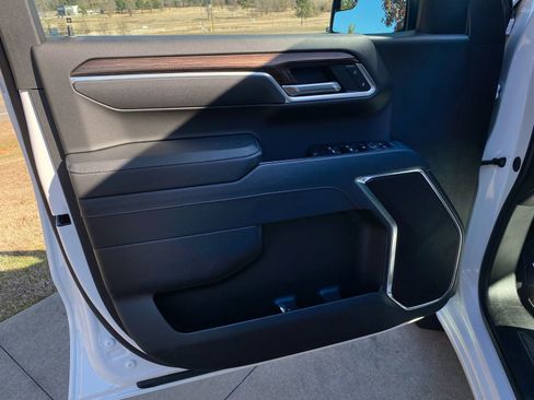 Used 2025 Chevrolet Silverado 1500 LT w/ Work Truck Package image 27