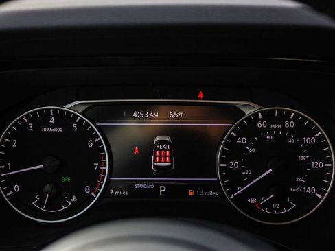 New 2025 Nissan Pathfinder SV w/ Black Appearance Package image 24