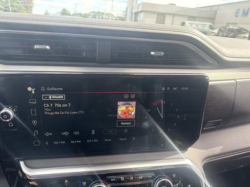 Used 2024 GMC Sierra 2500 Denali w/ Technology Package image 24