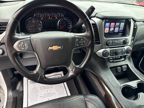 Used 2018 Chevrolet Suburban LS AWD/4WD image 18