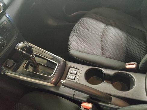 Used 2019 Nissan Sentra SR FWD image 26