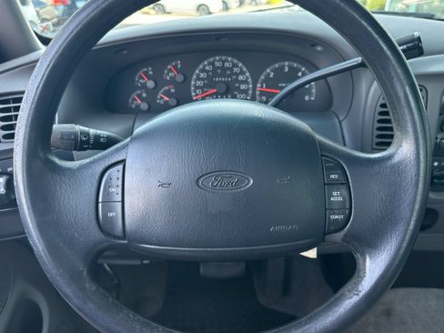 Used 1997 Ford F150 2WD Regular Cab image 18
