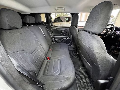 Used 2022 Jeep Renegade Latitude AWD/4WD image 53