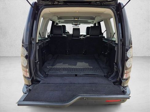 Used 2016 Land Rover LR4 HSE image 6