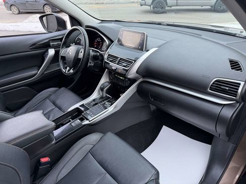 Used 2019 Mitsubishi Eclipse Cross SE image 19