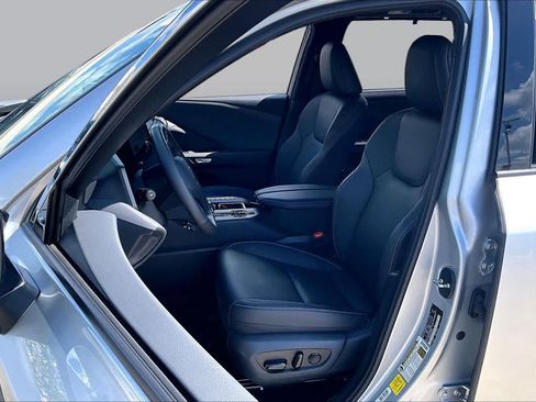 Used 2025 Lexus TX 350 AWD w/ Technology Package image 7