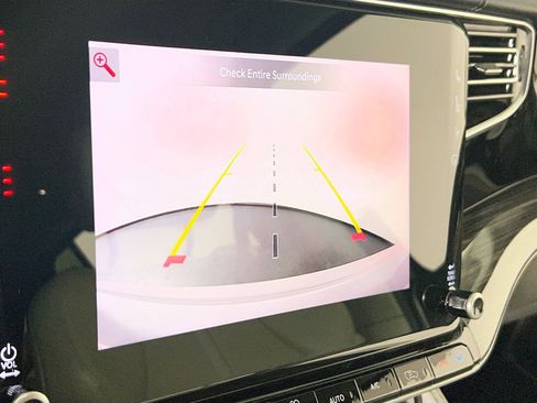 Used 2022 Jeep Wagoneer Series III w/ Flexible Seating Group image 14