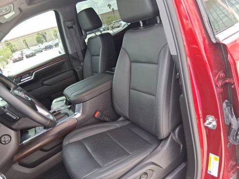 Used 2024 GMC Sierra 1500 SLT AWD/4WD image 14