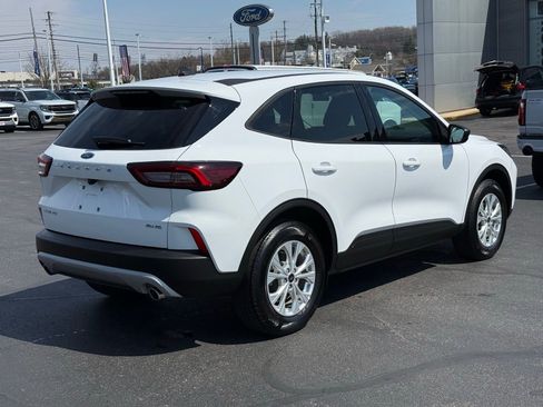 Used 2025 Ford Escape Active image 3