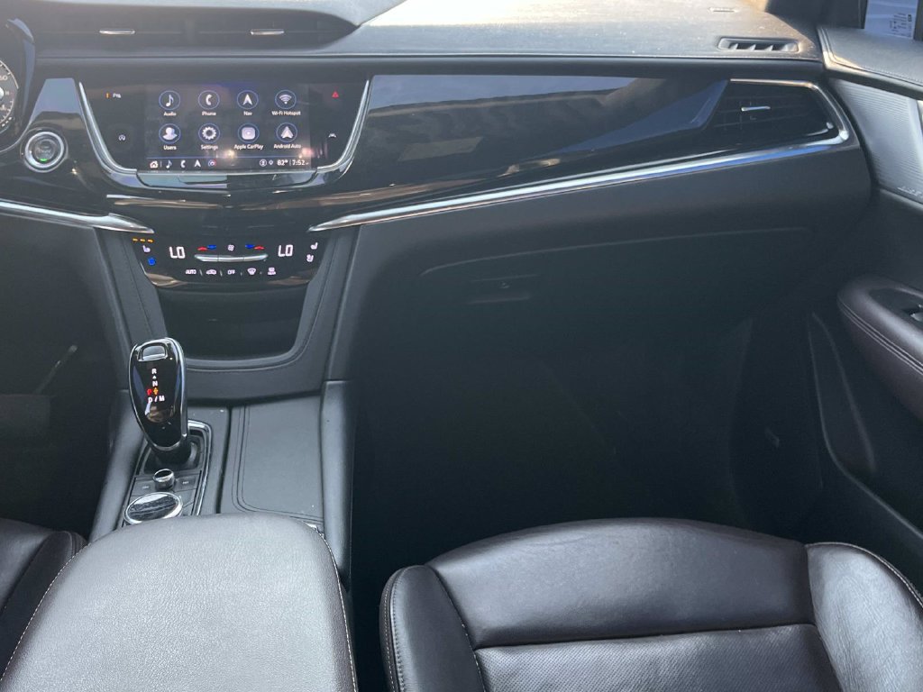 Used 2021 Cadillac XT6 Premium Luxury FWD image 14