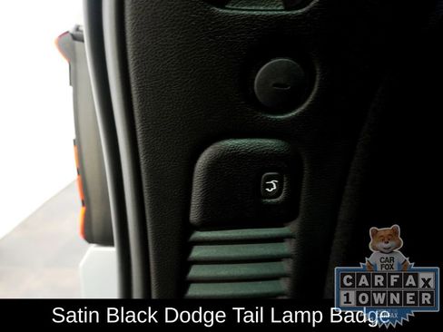 Used 2025 Dodge Durango GT w/ Blacktop Package AWD/4WD image 10