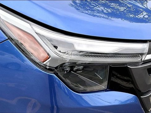 Used 2025 Subaru Forester Limited w/ Popular Package AWD/4WD image 32