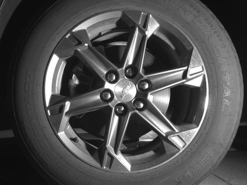 Used 2025 Chevrolet Blazer LT FWD image 12