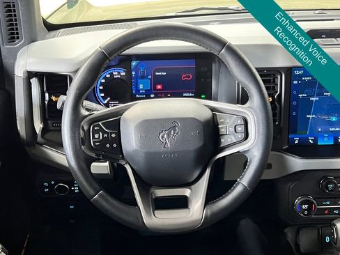 Used 2023 Ford Bronco Badlands AWD/4WD image 4