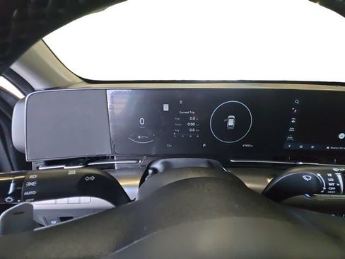 Used 2024 Hyundai Kona Limited AWD/4WD image 14