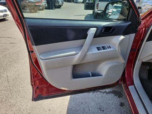 Used 2009 Toyota Highlander 2WD image 16