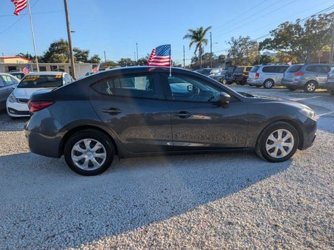 Used 2015 MAZDA MAZDA3 i Sport image 8