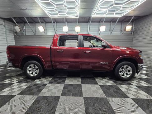 Used 2019 RAM 1500 Laramie AWD/4WD image 10