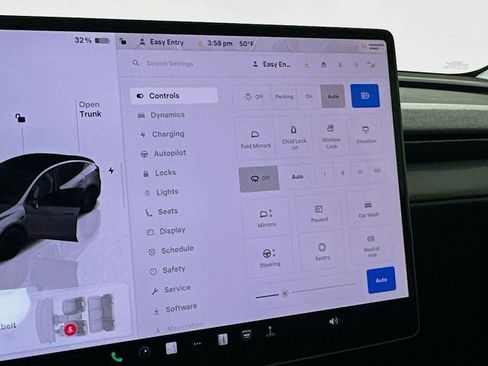 Used 2026 Tesla Model Y Long Range image 15