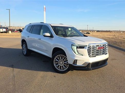 Used 2025 GMC Acadia Denali image 9