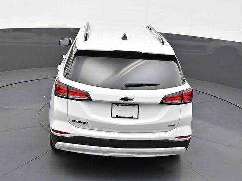 Used 2023 Chevrolet Equinox RS FWD image 12