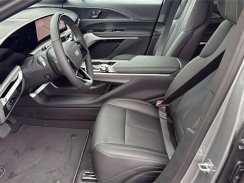 New 2025 Cadillac Lyriq Sport image 21