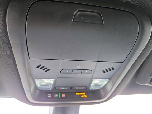 Used 2024 Buick Enclave Premium image 29