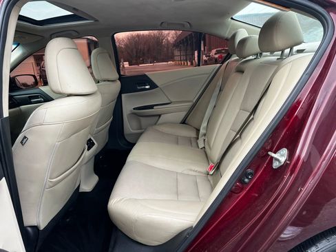 Used 2015 Honda Accord EX-L image 11