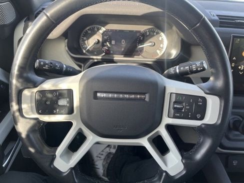 Used 2023 Land Rover Defender 130 S image 11