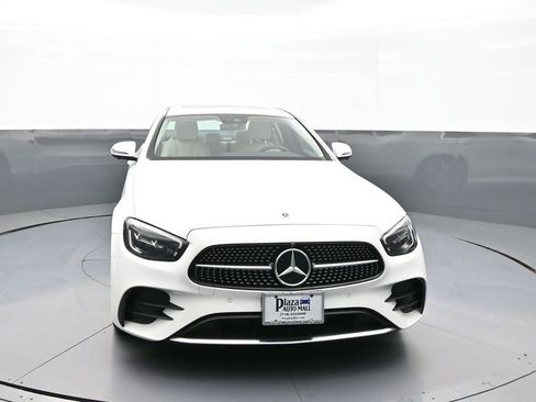 Used 2023 Mercedes-Benz E 350 4MATIC Sedan w/ Premium Package image 2