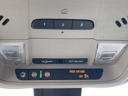 Used 2024 GMC Terrain SLT w/ LPO, Floor Liner Package FWD image 30